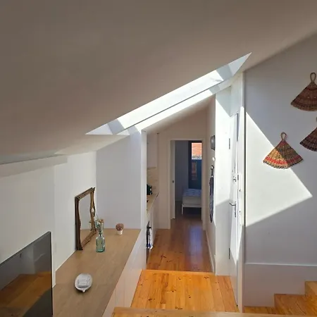 Fontainhas Sunny Rooftop With Balcony *