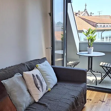 アパート Fontainhas Sunny Rooftop With Balcony