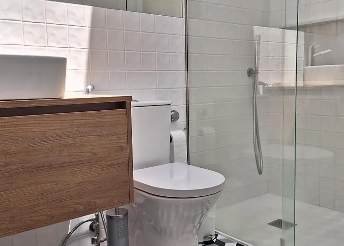 Fontainhas Sunny Rooftop With Balcony Апартаменты *